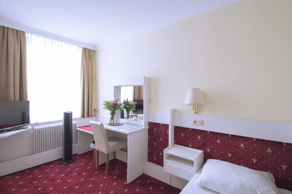 Pension Pharmador Viena Exterior foto