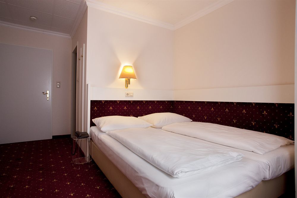 Pension Pharmador Viena Exterior foto