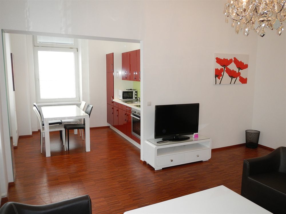Pension Pharmador Viena Exterior foto