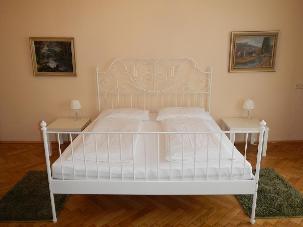Pension Pharmador Viena Quarto foto